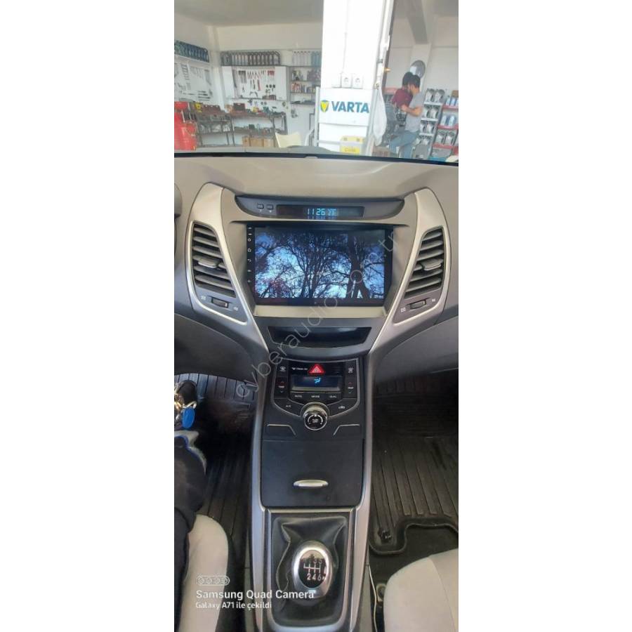 cyberaudio-hyundai-elantra-2011-2015-model-kablosuz-carplay-multimedya-navigasyon-4-64-gb-android-sistemleri-resim-16211.jpeg